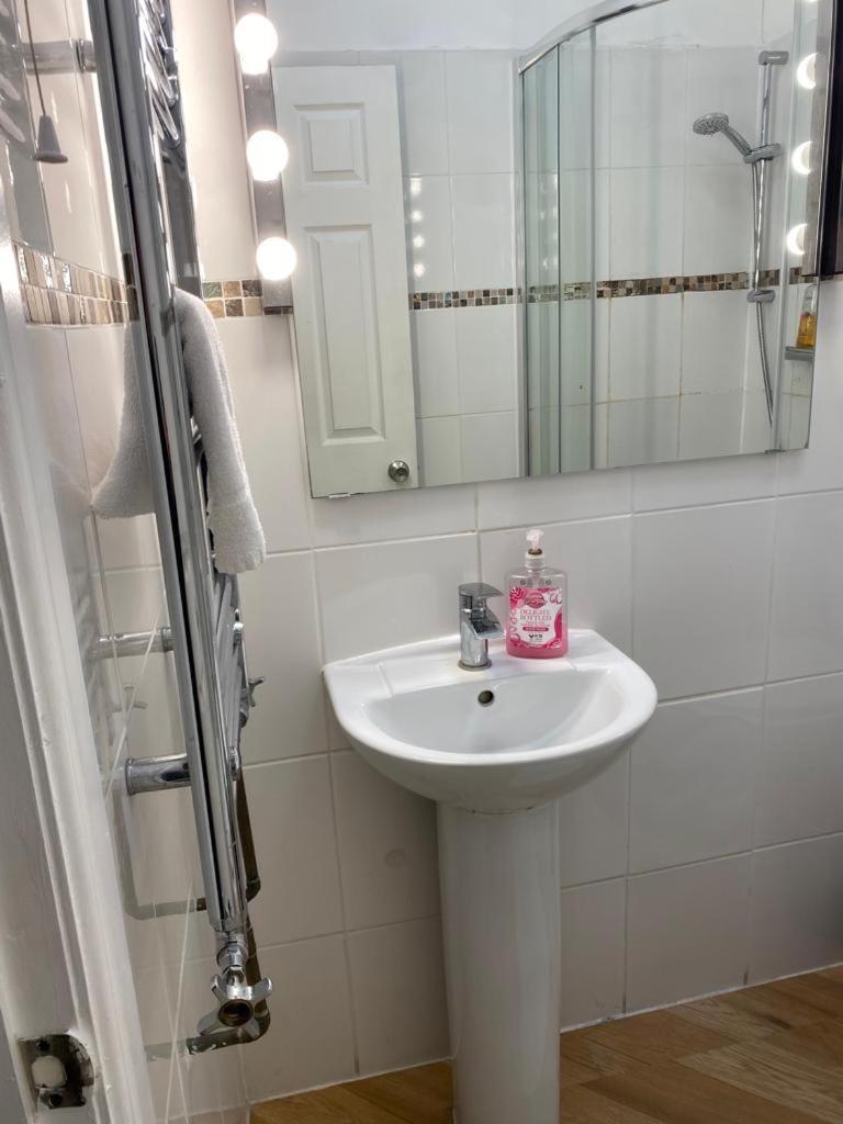 Aldgate Flats Apartment Лондон Екстериор снимка